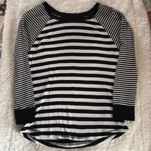 Old Navy Women’s Thermal Black&White size XL